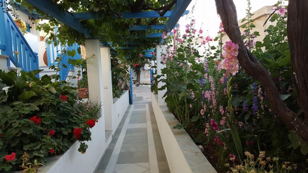 Hotel Anixis Naxos City Exterior foto